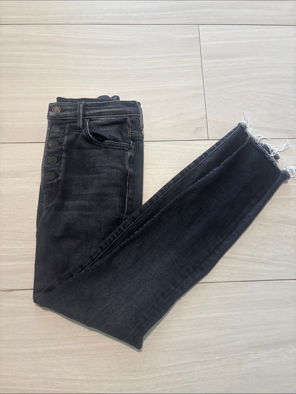 MOTHER Black High-Rise Skinny Jeans with Button-Fly